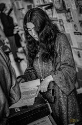 YokoOno2